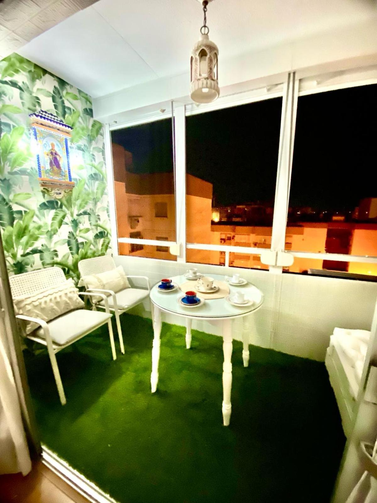 Tkm Home Amplio Y Familiar, Terraza Privada Sevilla Buitenkant foto